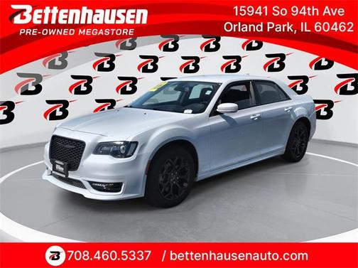 2022 Chrysler 300 Touring