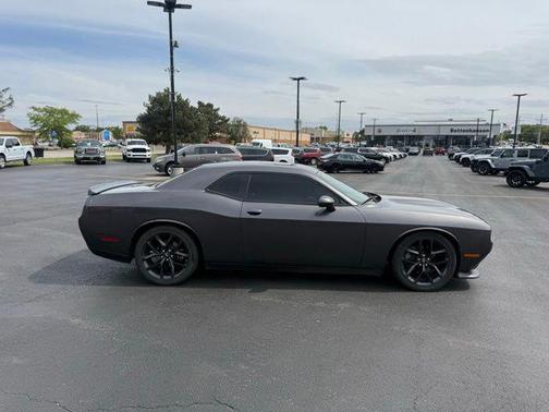 Granite Pearlcoat 2022 Dodge Challenger GT