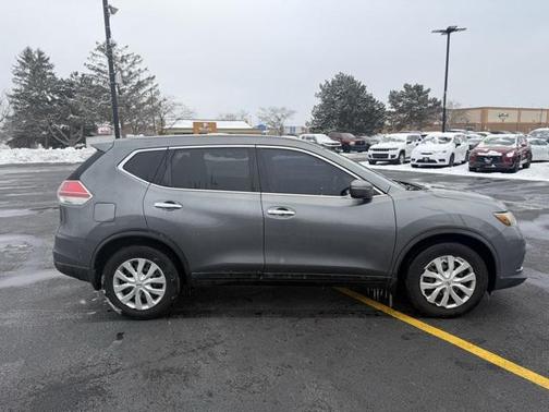 2015 Nissan Rogue S