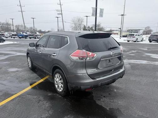2015 Nissan Rogue S