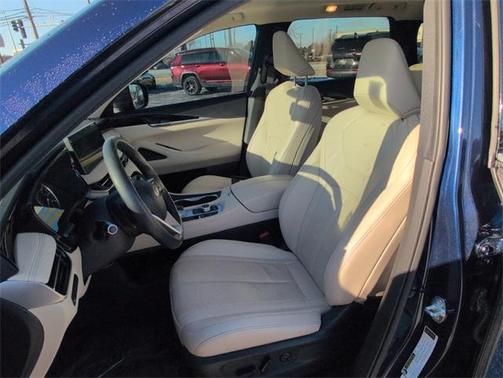 2022 INFINITI QX60 Pure