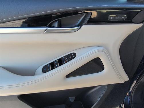 2022 INFINITI QX60 Pure