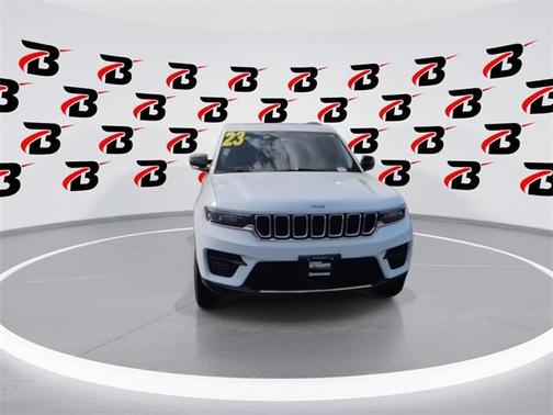 2023 Jeep Grand Cherokee Laredo