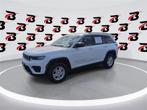 2023 Jeep Grand Cherokee Laredo