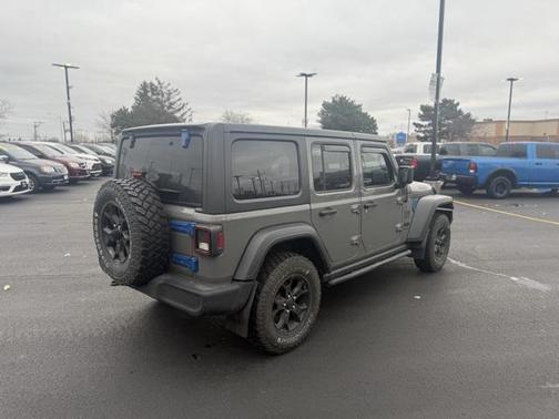 2020 Jeep Wrangler Unlimited Willys 4X4