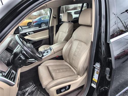 2019 BMW X7 xDrive40i