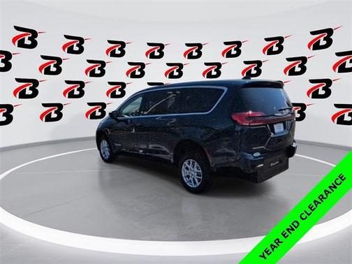 2025 Chrysler Pacifica L