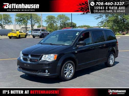 Black Onyx Crystal Pearlcoat 2019 Dodge Grand Caravan SXT