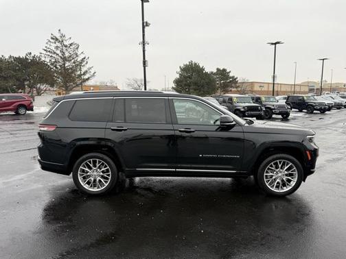2023 Jeep Grand Cherokee L Summit