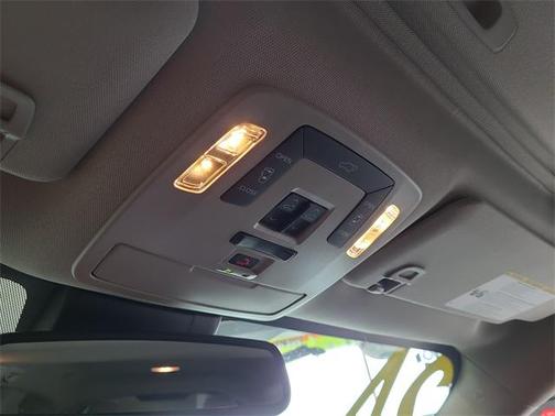 2024 Toyota Sienna XLE 7 Passenger
