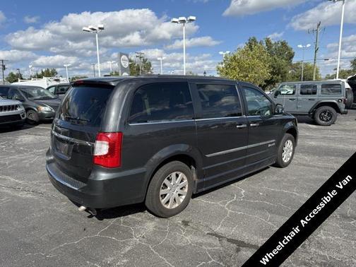 2012 Chrysler Town & Country Touring-L