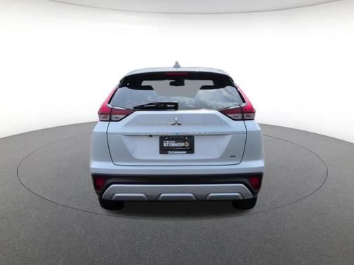 White Diamond 2025 Mitsubishi Eclipse Cross SE