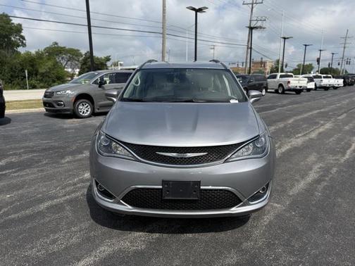 2018 Chrysler Pacifica Touring-L Plus