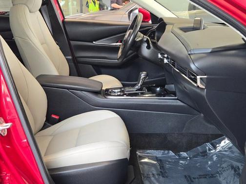 2024 Mazda CX-30 2.5 S Preferred Package