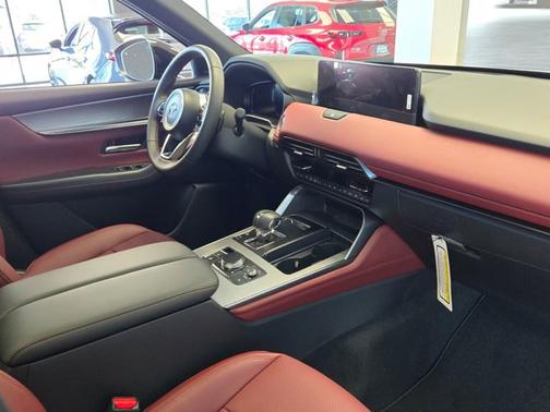 2025 Mazda CX-70 PHEV Premium Plus Package