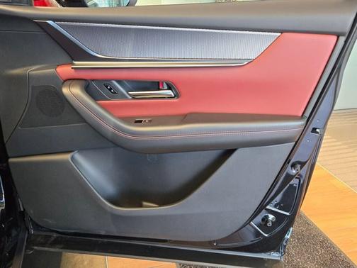 2025 Mazda CX-70 PHEV Premium Plus Package