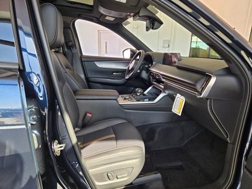 2025 Mazda CX-90 Preferred Package