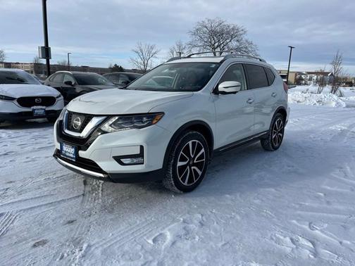 2017 Nissan Rogue SL