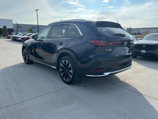 2024 Mazda CX-90 PHEV Premium