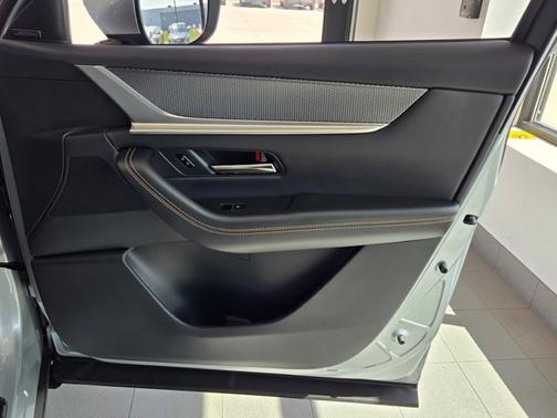 2025 Mazda CX-90 S Premium Package