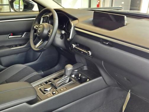 2025 Mazda CX-50 Hybrid Preferred Package
