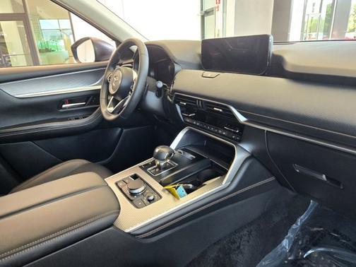 2024 Mazda CX-90 PHEV Preferred