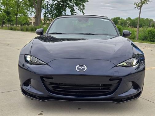 Deep Crystal Blue Mica 2026 Mazda MX-5 Miata Club
