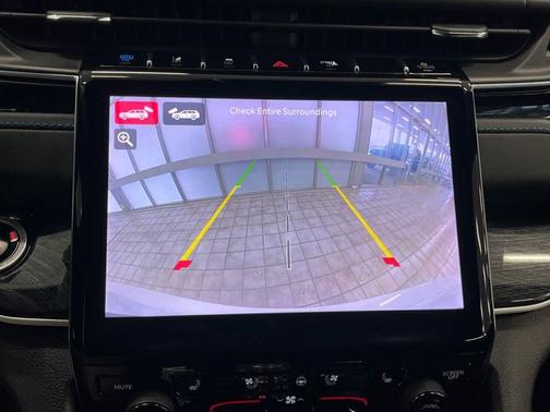 2022 Jeep Grand Cherokee 4xe Trailhawk