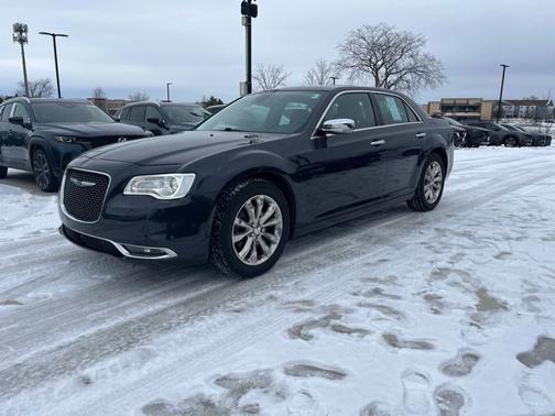 2015 Chrysler 300C Base