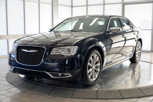 2015 Chrysler 300C Base