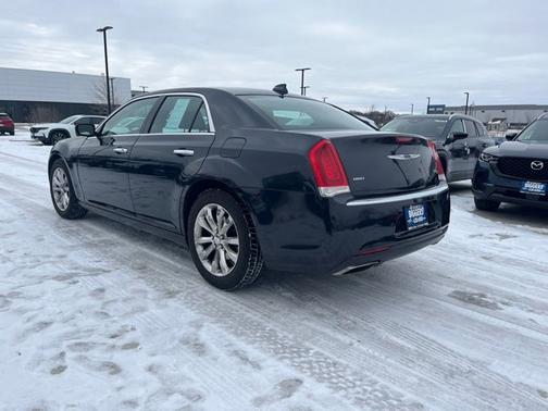 2015 Chrysler 300C Base