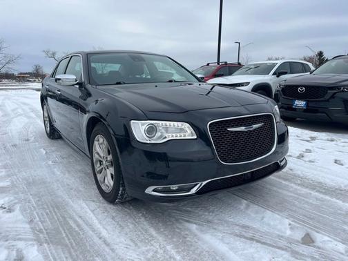 2015 Chrysler 300C Base