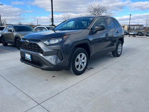 2022 Toyota RAV4 LE