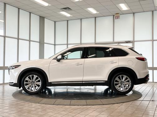 2022 Mazda CX-9 Signature