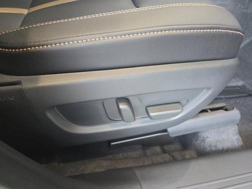 2025 Mazda CX-70 PHEV Premium Plus Package