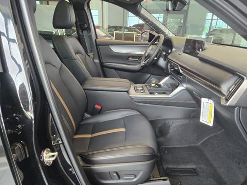 2025 Mazda CX-70 PHEV Premium Plus Package