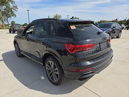 2022 Audi Q3 S line Premium Plus