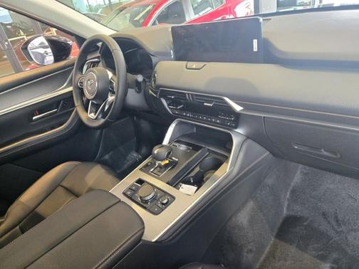 2025 Mazda CX-70 PHEV Premium Package