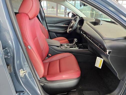 2025 Mazda CX-30 2.5 S Carbon Edition