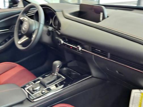 2025 Mazda CX-30 2.5 S Carbon Edition