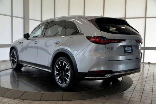 Sonic Silver 2024 Mazda CX-90 PHEV Premium