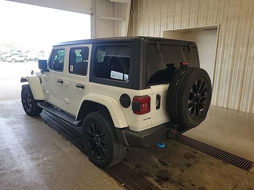 2022 Jeep Wrangler Unlimited 4xe Unlimited Sahara