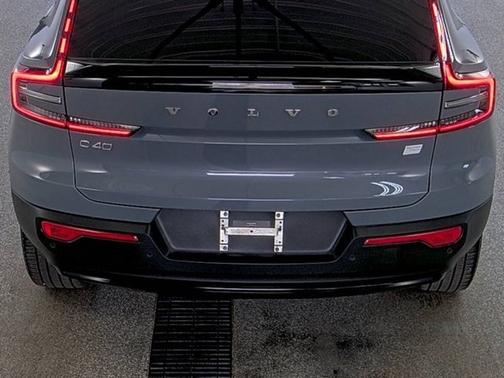 2023 Volvo C40 Recharge Pure Electric Plus