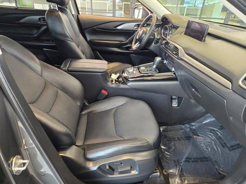 2022 Mazda CX-9 Touring Plus