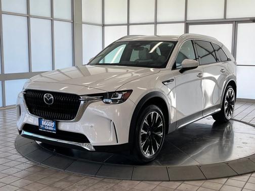 2024 Mazda CX-90 PHEV Premium Plus