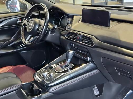 2022 Mazda CX-9 Carbon Edition
