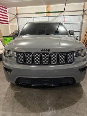 2020 Jeep Grand Cherokee Altitude