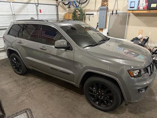2020 Jeep Grand Cherokee Altitude