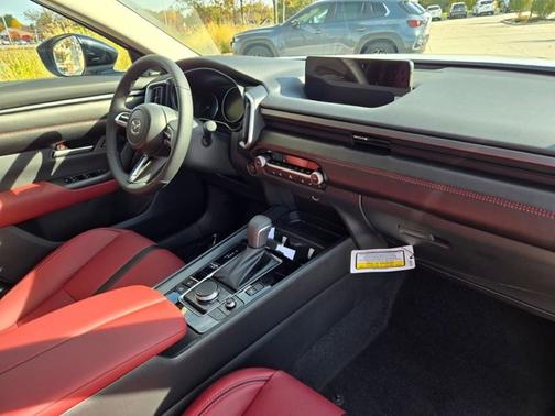 2026 Mazda CX-50 Hybrid Premium