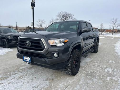 2022 Toyota Tacoma SR5